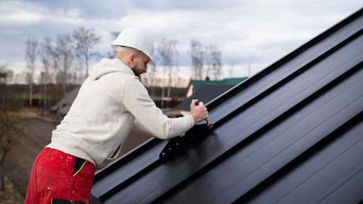 Navigating Roof Replacement Insurance Claims in Orlando: Expert Guidance